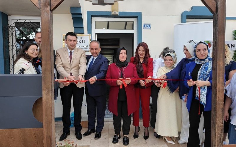 cocuk-kalbi-derneginden-sevgi-evlerine-muhtesem-dokunus-dusler-kosku-atolye-evi-acildi-001.jpeg