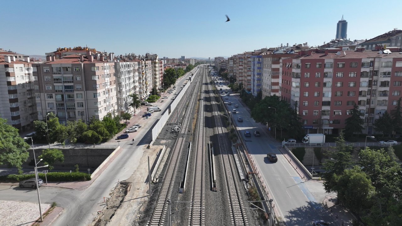 aw731897-01.jpg