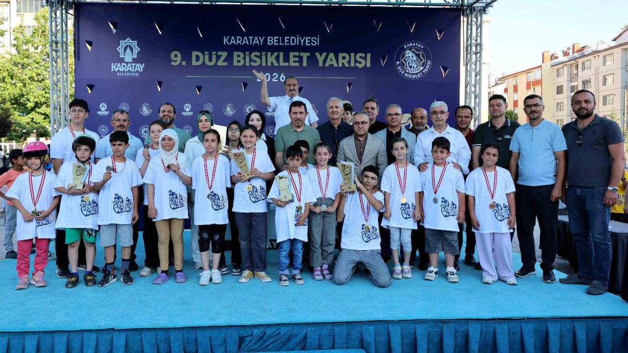 duz-bisiklet-yarisinda-sampiyonlar-belli-oldu-13-jpg-1500.jpg