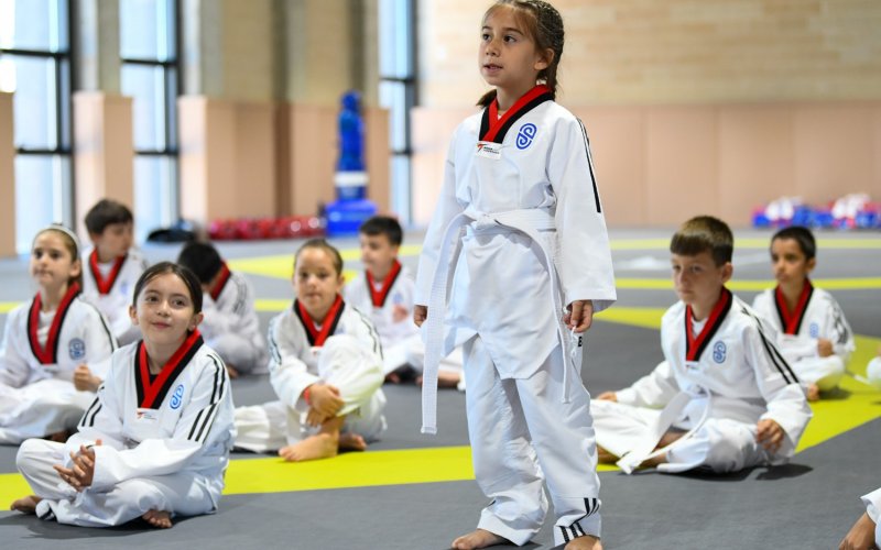 selcukluda-yaz-spor-okullari-basladi-003.jpg