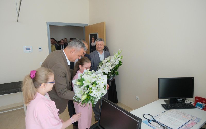 sehit-doktor-ekrem-karakaya-vefatinin-4-yil-donumunde-dualarla-aniliyor-001.jpeg