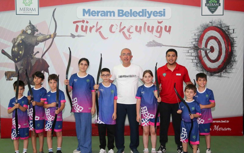 baskan-kavus-yaz-spor-okulunda-cocuklarin-heyecanina-ortak-oldu-001.jpg