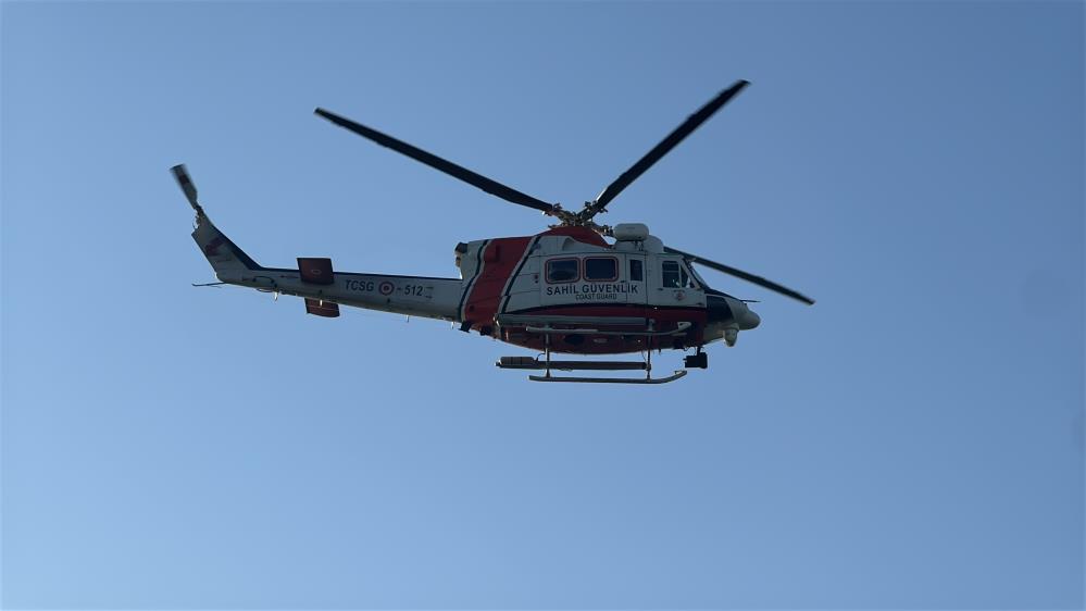 aw749986-06.jpg