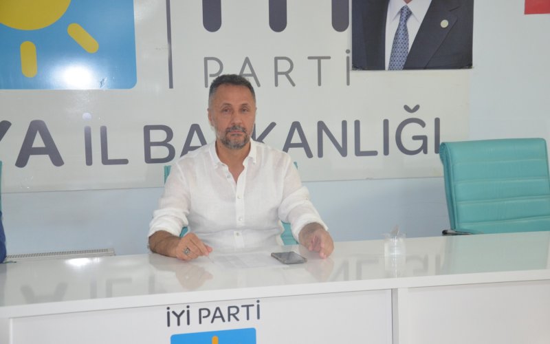 iyi-parti-konya-003.jpg