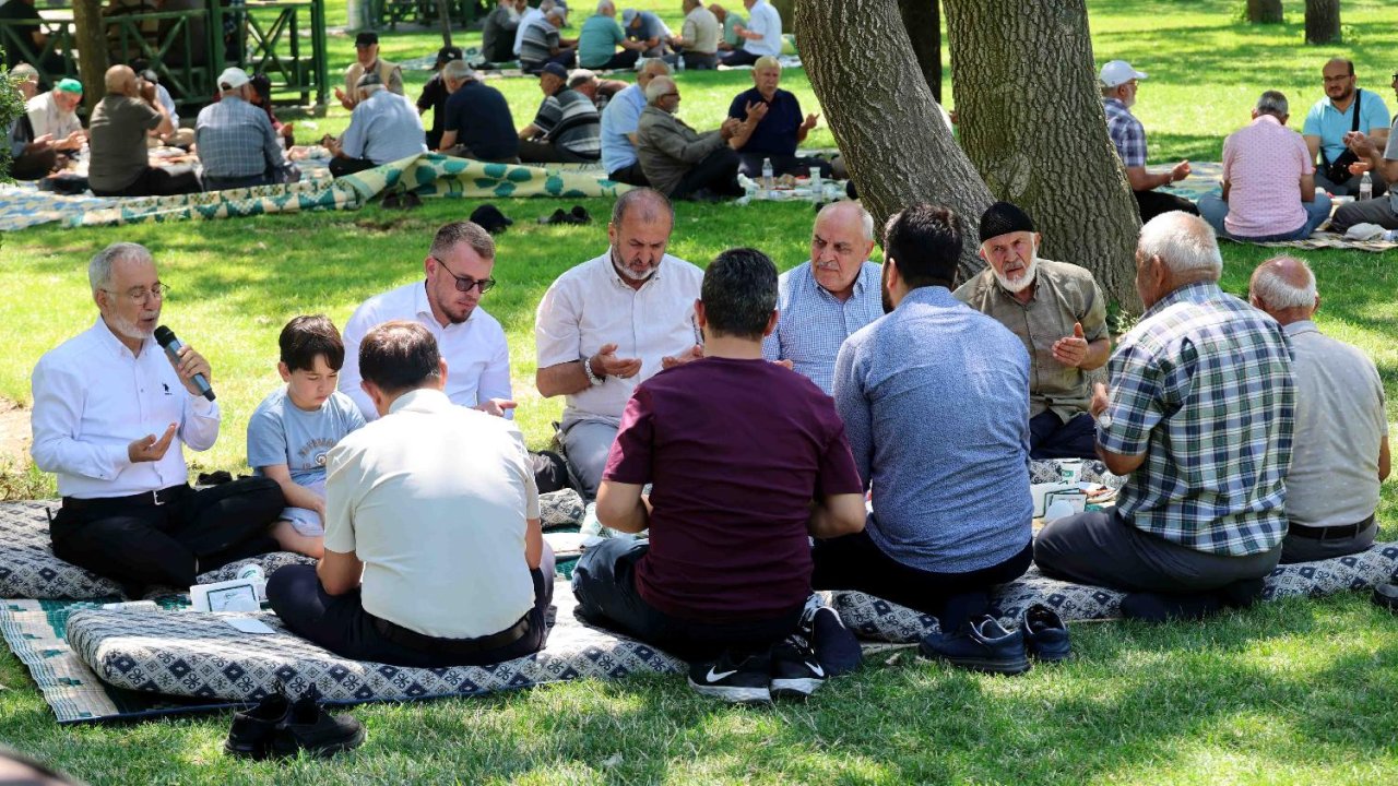 kuran-i-kerimi-guzel-okuma-ve-ezber-yarismasinda-katilimcilar-piknikte-bulustu-4-jpg-1500.jpg