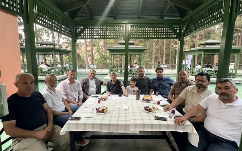 komut-konya-insaat-sektorunu-piknikte-bulusturdu.jpeg
