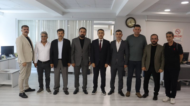 yeni-medya-cemiyetinin-ilk-resmi-ziyaretleri-basin-emekcilerine-001.jpeg