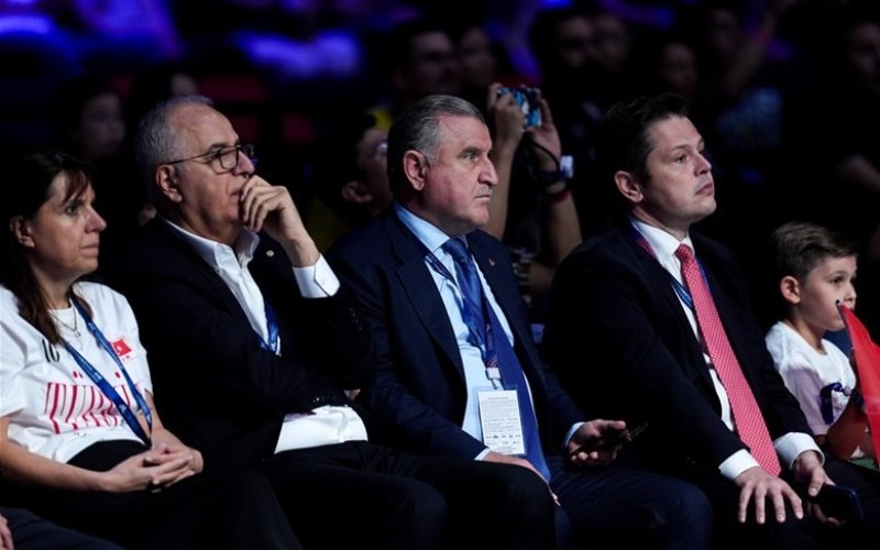 a-milli-kadin-voleybol-takimi-001.jpg