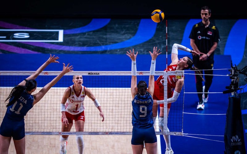 a-milli-kadin-voleybol-takimi.jpg
