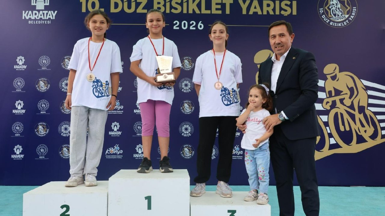 10-duz-bisiklet-yarisi-buyuk-heyecana-sahne-oldu-7-jpg-1500.jpg