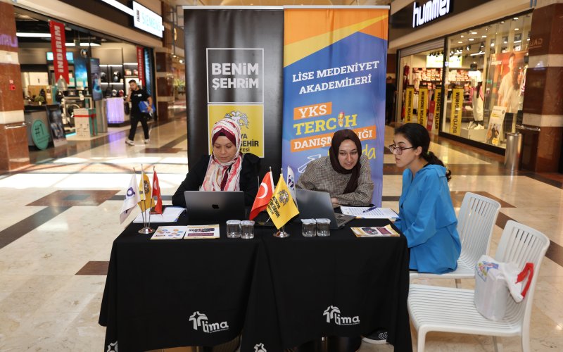 konya-buyuksehir-yks-adaylarina-ucretsiz-tercih-danismanligi-destegi-veriyor.jpg