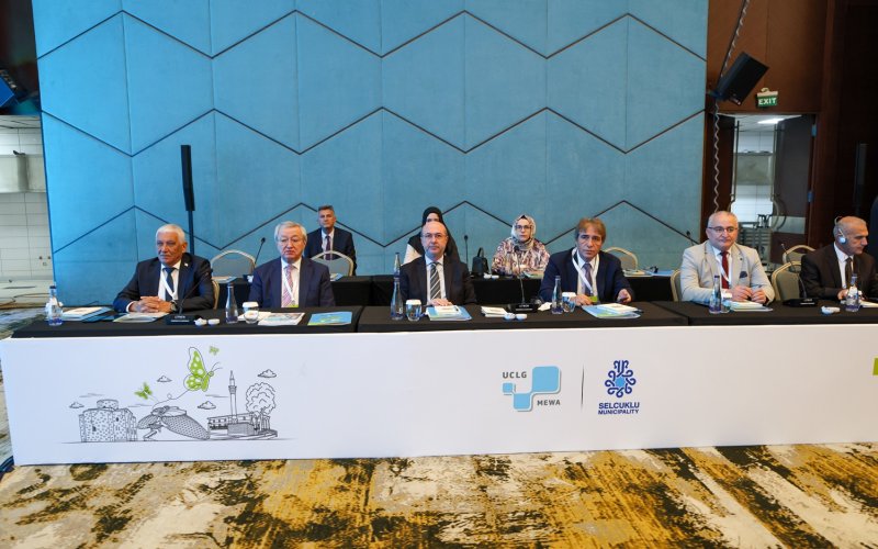 uclg-mewa-yenilikcilik-ve-gida-sistemleri-forumu-004.jpg