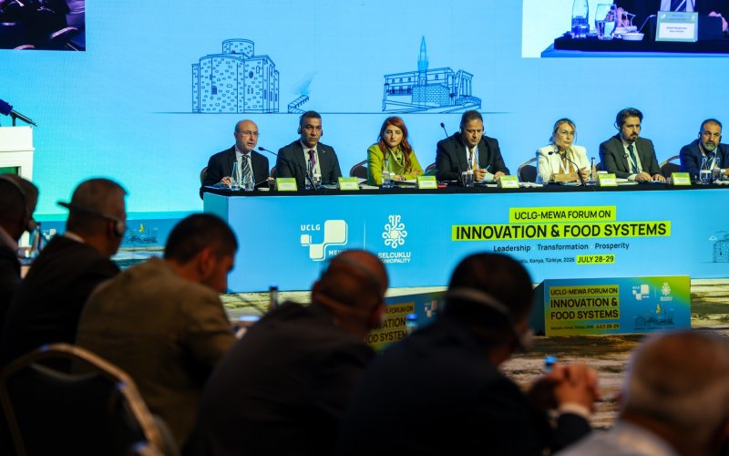 uclg-mewa-yenilikcilik-ve-gida-sistemleri-forumu-005.jpg