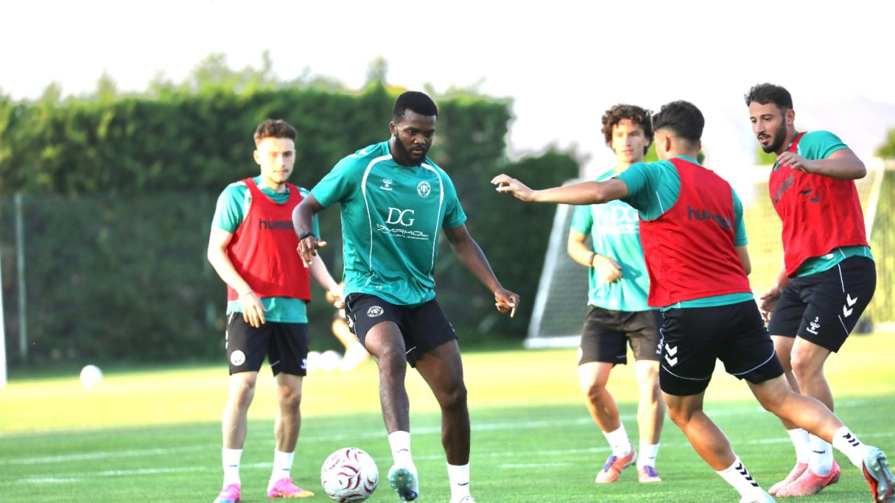 konyaspor-antrenman.jpg