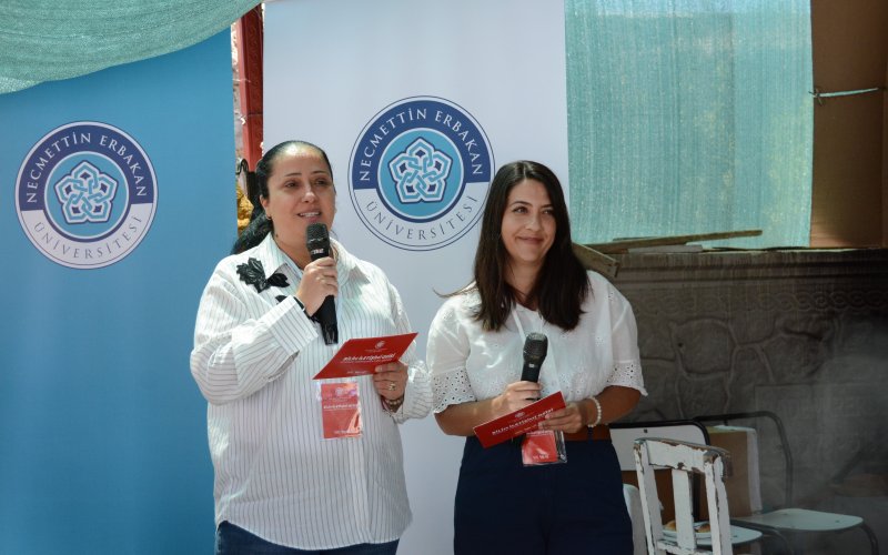 neu-bilim-kafe-001.jpg