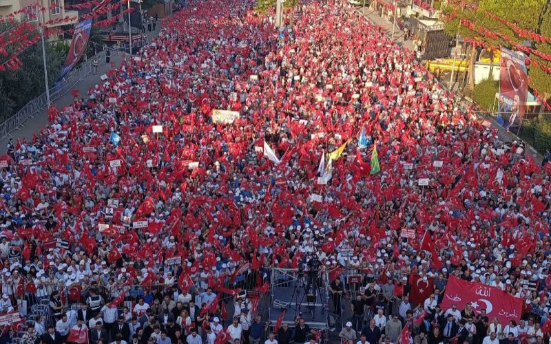 iyi-parti-miting-001.jpg