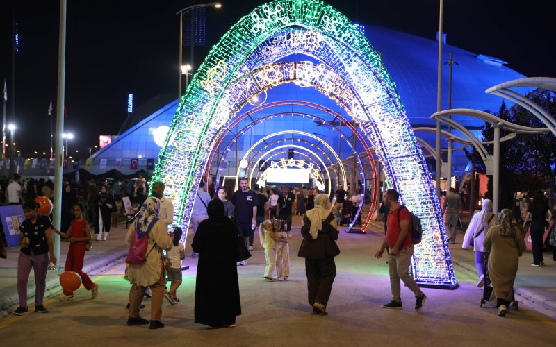 11-konya-bilim-festivali-coskusu-basladi-001.jpg