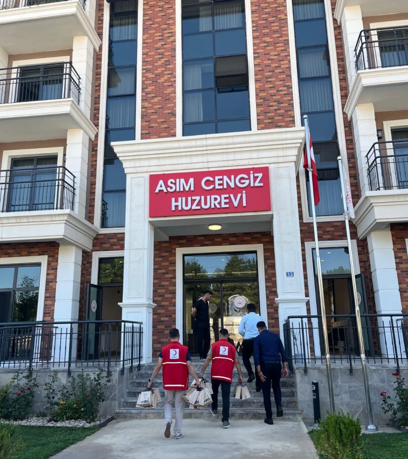 seydisehir-kizilay-001.jpg