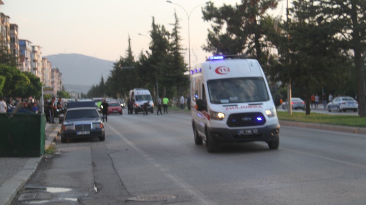aw773119-04.jpg