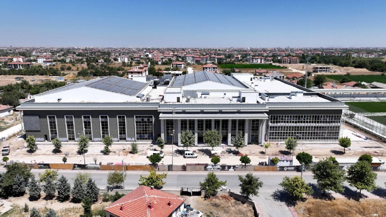 karatay-spor-merkezinde-sona-yaklasiliyor-2-jpg-1500.jpg