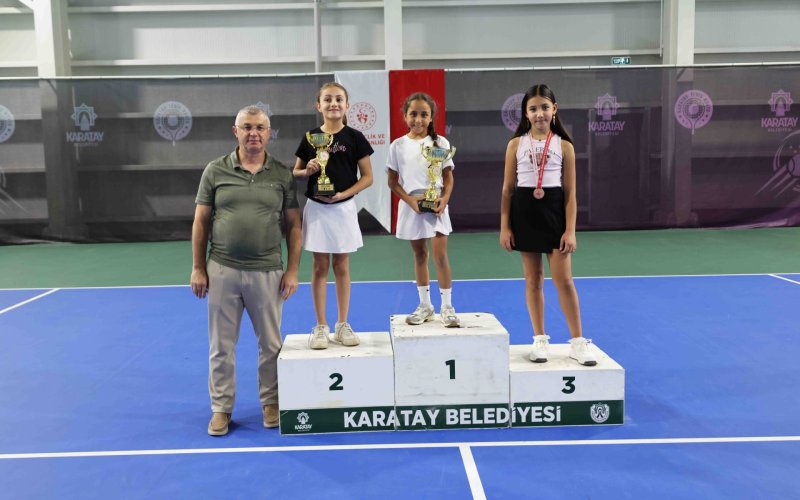 karatay-tenis-turnuvasi-002.jpg