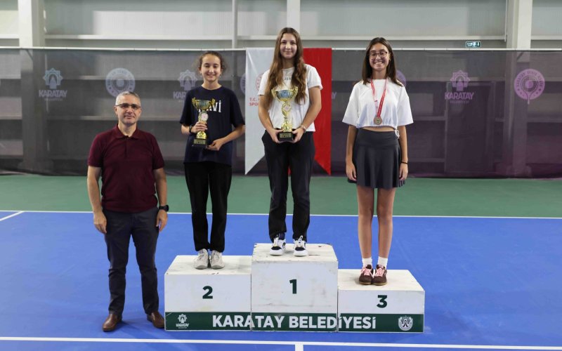 karatay-tenis-turnuvasi-003.jpg