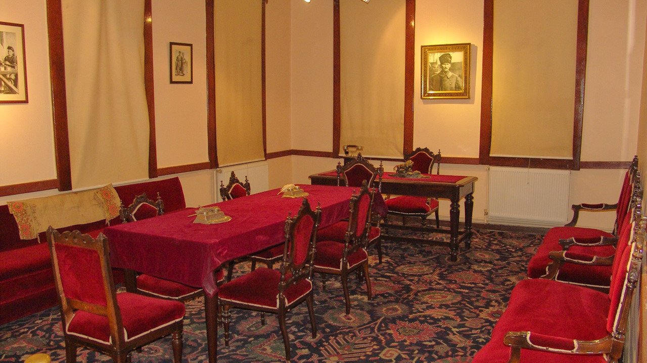 aw792644-02.jpg