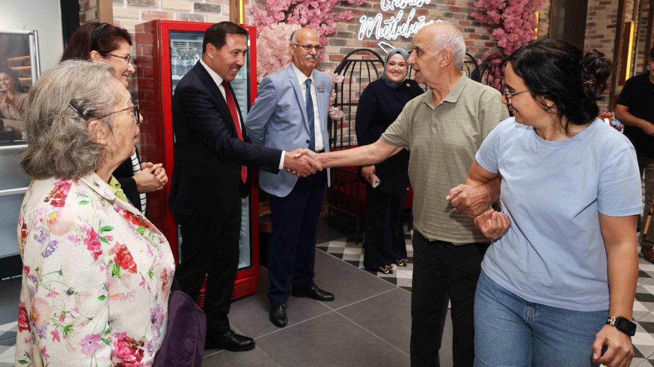 21-eylul-dunya-alzheimer-gununde-farkindalik-icin-bulusuldu-3-jpg-1500.jpg