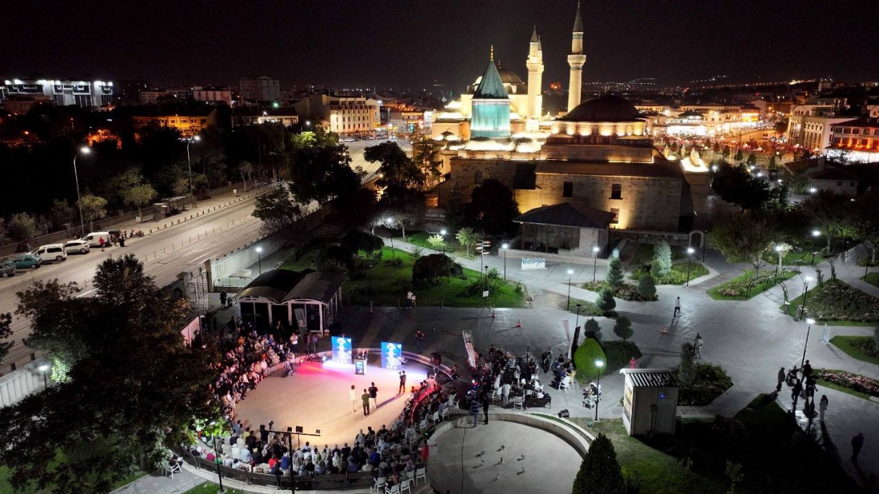 15-uluslararasi-mevlana-siir-soleni-siir-atolyeleri-ile-basliyor-4-jpg-1500.jpg