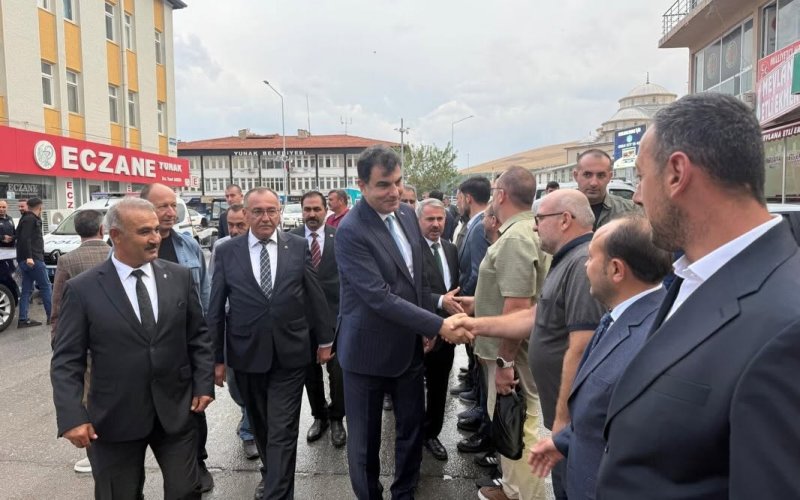 heybet-ve-erdemden-mhp-yunaka-ziyaret.jpg