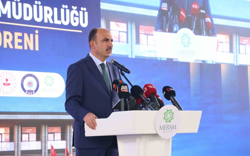 meramda-kamu-yatirimlari-buyuyor-yeni-emniyet-binasinin-temeli-atildi-004.jpg