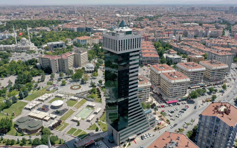 bera-holdingten-vergi-basarisi.jpg