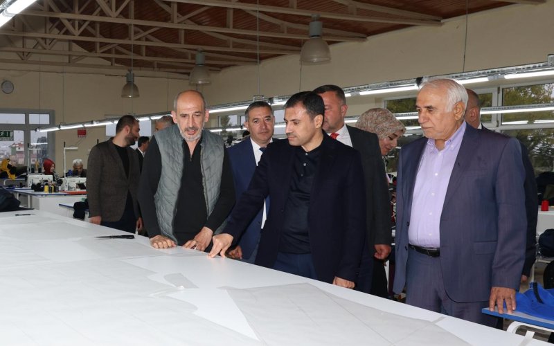 ak-parti-konya-il-teskilati-002.jpg