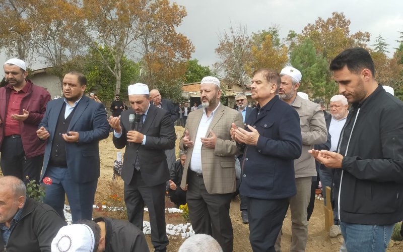 ali-sumbul-vefat-etti-002.jpg