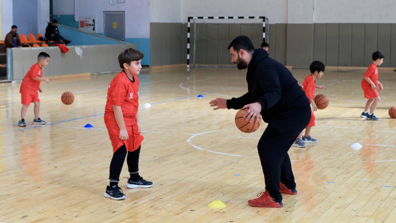 karatay-kis-spor-okullari-05.jpg