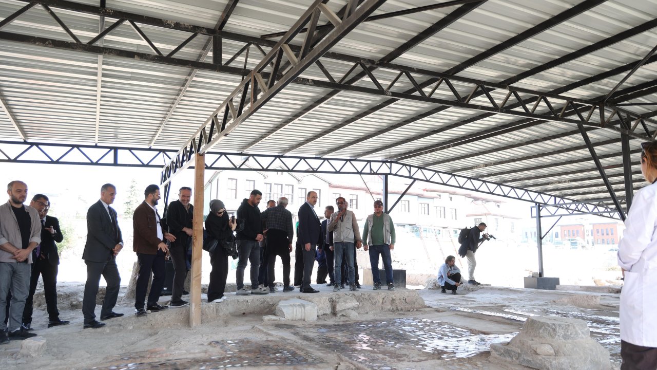larende-caddesi-02.jpg
