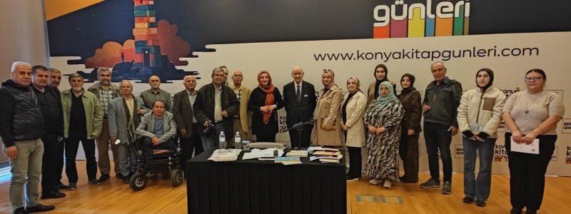 konya-kitap-gunlerinde-saim-sakaoglu-ruzgari-benim-kutuphanelerim-baslikli-soylesisi-duzenledi-001.jpg