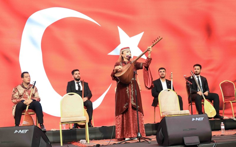 60-konya-asiklar-bayrami-002.jpg