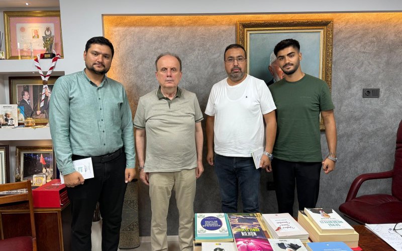 askon-konya-subesi-tarafindan-konyanin-ticari-kulturel-ve-sosyolojik-hafizasini-gelecege-tasimak-amaciyla-hayata-gecirilen-iste-bir-asir-belgesel-programinin-konugu-ak-parti-konya-milletvekili-001.jpg